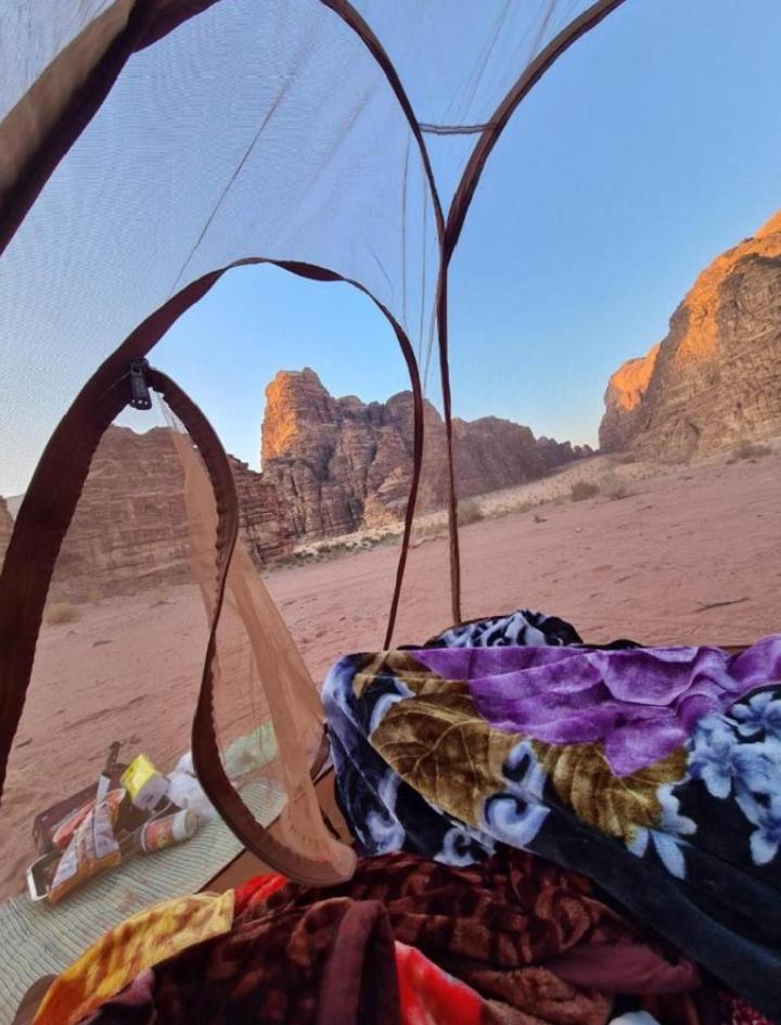 Отель Wadi Rum Camp Stars & Jeep Tour Экстерьер фото